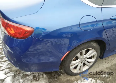 2015 Chrysler 200 Limited z USA, uszkodzony, nr VIN 1C3CCCAB4FN598650